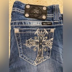 Miss Me Bootcut - Cross Pocket